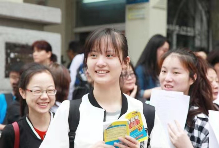 江西省重点高中学校排名（222最新江西高中排名前二十名的学校）