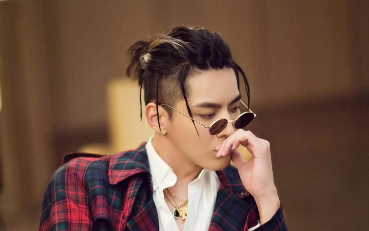 易烊千玺事件是怎么回事（易烊千玺事件始末）