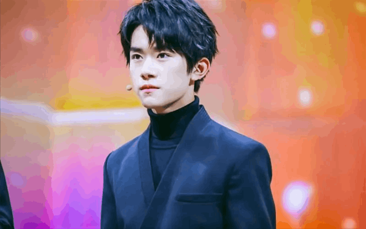 易烊千玺又爆出阴阳词条话题（发生什么事）