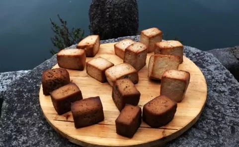 腊八节有哪些风俗(腊月初八，也就是腊八节，各地习俗是什么呢)