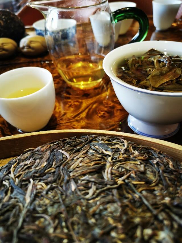 喝普洱茶有什么好处(喝普洱茶有什么好处)