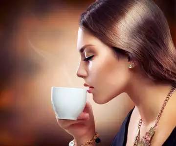 一招知道自己怀孕了（比大姨妈还早的信号）