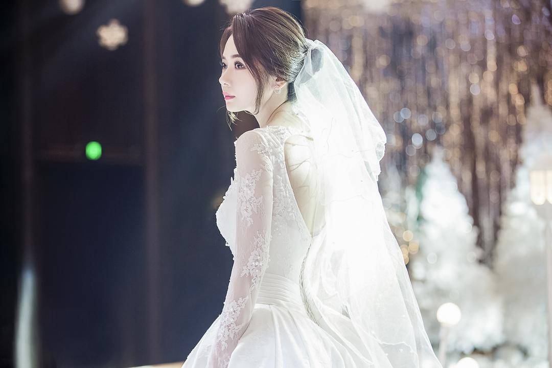 繁星四月剧情介绍(繁星四月剧情介绍繁星生母)