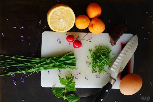 给家中的案板刀具消毒用什么方式