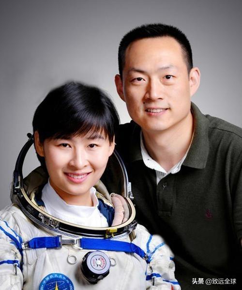女宇航员刘洋身体哪里出现了（第一个女宇航员刘洋为什么消失了）