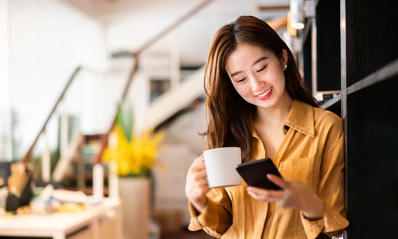 电话拉黑后发短信对方可以收到吗（电话拉黑短信能收到吗）