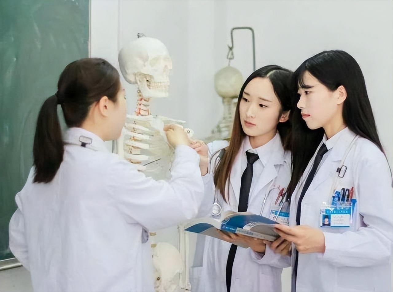 医学检验技术主要学什么（医学检验技术这个专业怎么样）