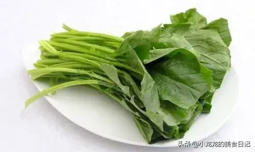 菠菜有什么作用(菠菜的作用和禁忌)