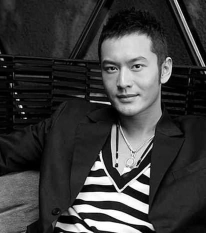 杨幂被扒了内裤让男人桶(杨幂不雅视频真相曝光 ) 杨幂被扒了内裤让男人桶(杨幂不雅视频真相曝光 )