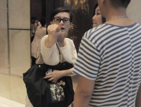 杨幂被扒了内裤让男人桶(杨幂不雅视频真相曝光 ) 杨幂被扒了内裤让男人桶(杨幂不雅视频真相曝光 )