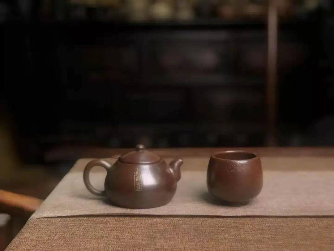 建水紫陶壶一般多少钱（影响紫陶壶价格的因素有哪些）