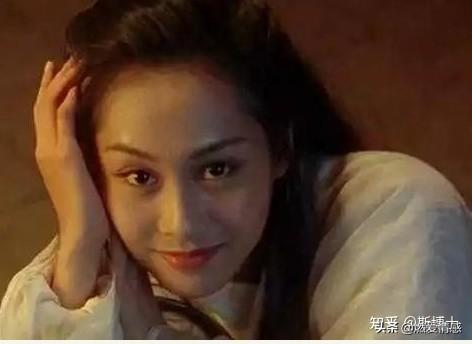 如何判断男生是不是喜欢你（男生对你有好感的征兆）