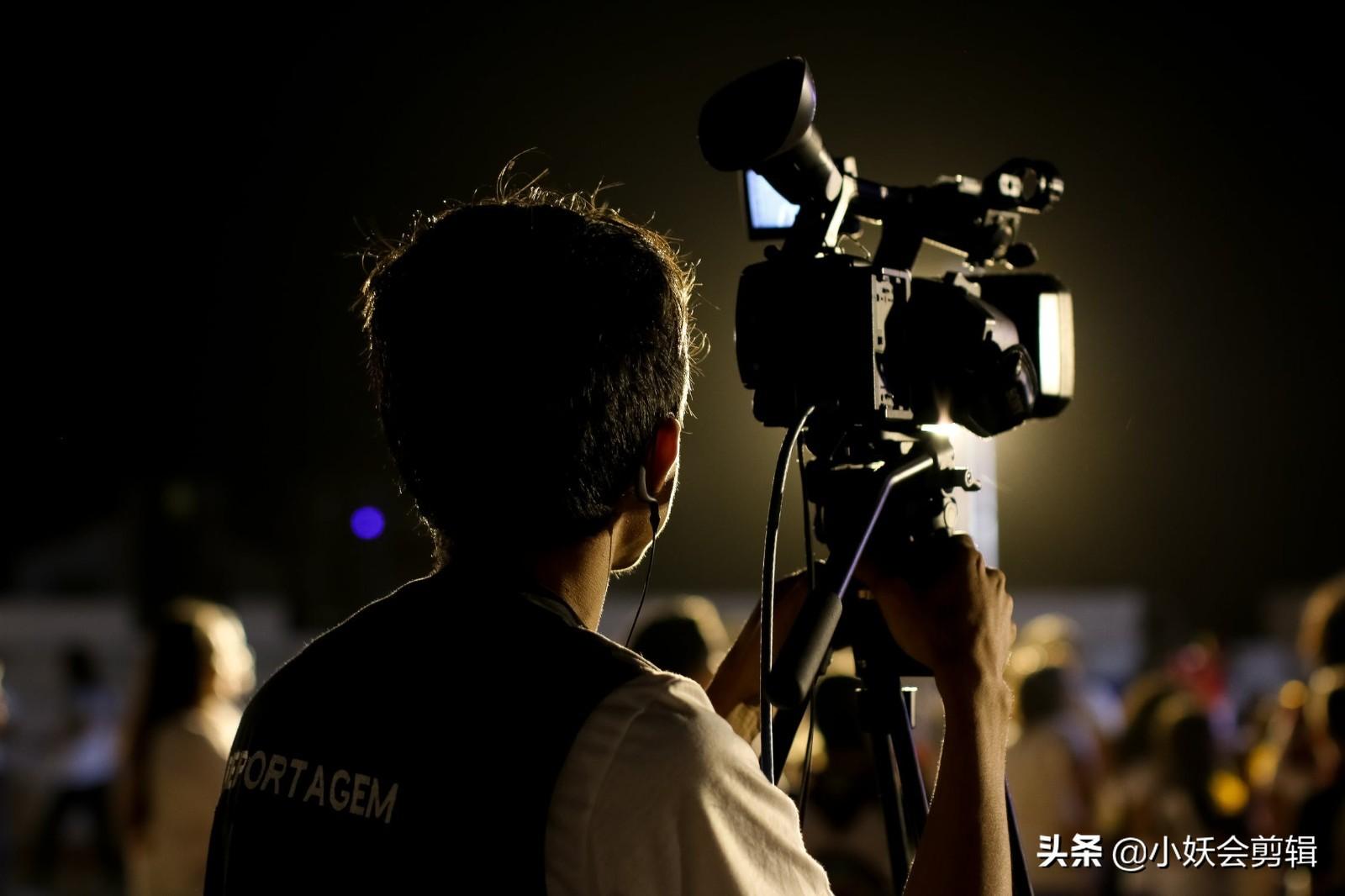 影视剪辑怎么自学（一般0基础视频剪辑要学多久）