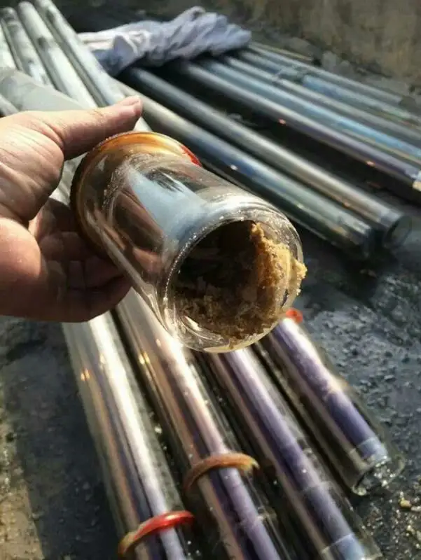 太阳能管里的水垢怎么清理（太阳能热水管水垢清除妙招）