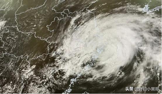 下雨天钓鱼好不好钓（春天下雨天钓鱼好不好钓）