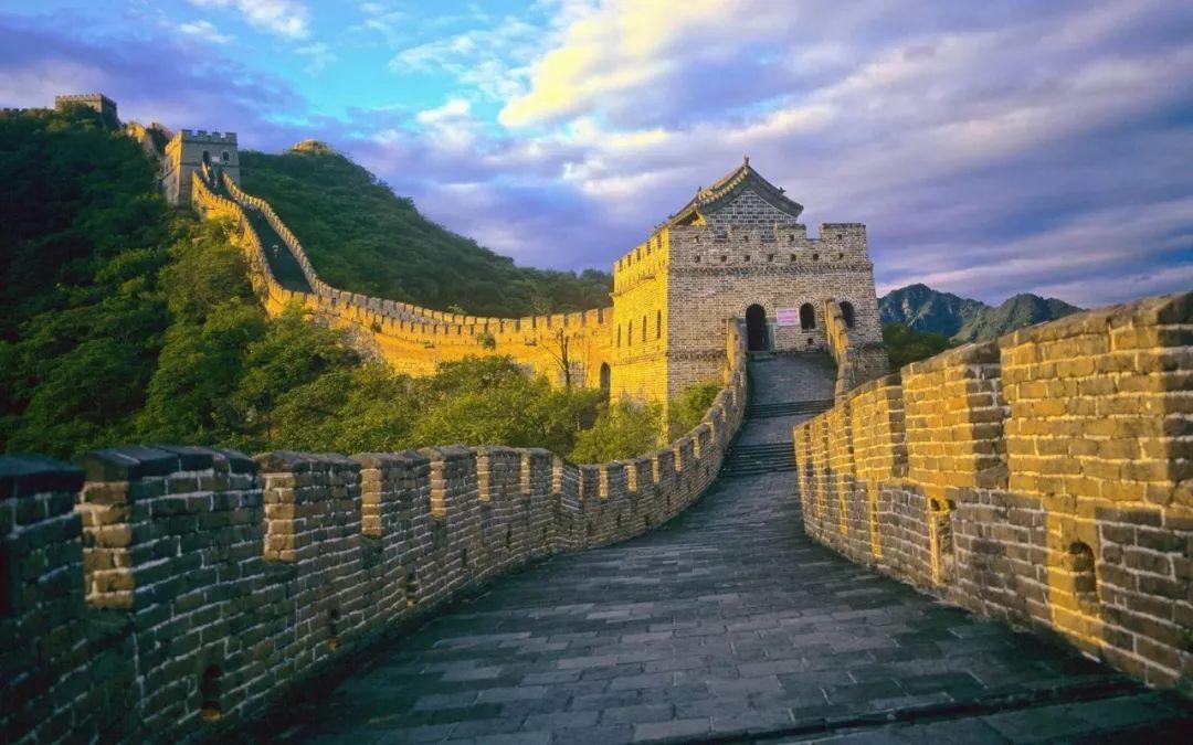 长城谁开始修建（长城是什么时候开始修建的哪个朝代）