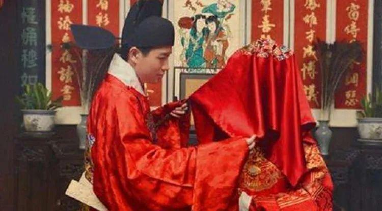 下雨结婚的寓意什么（结婚下雨有什么寓意吗）