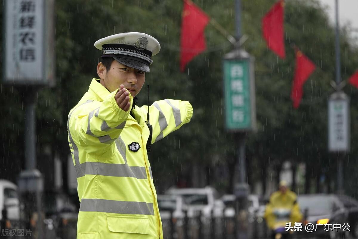 辅警是什么意思（派出所的正式辅警是什么意思）