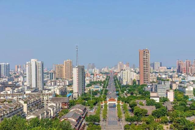 四川省内gdp排名（2022四川各市gdp排名）