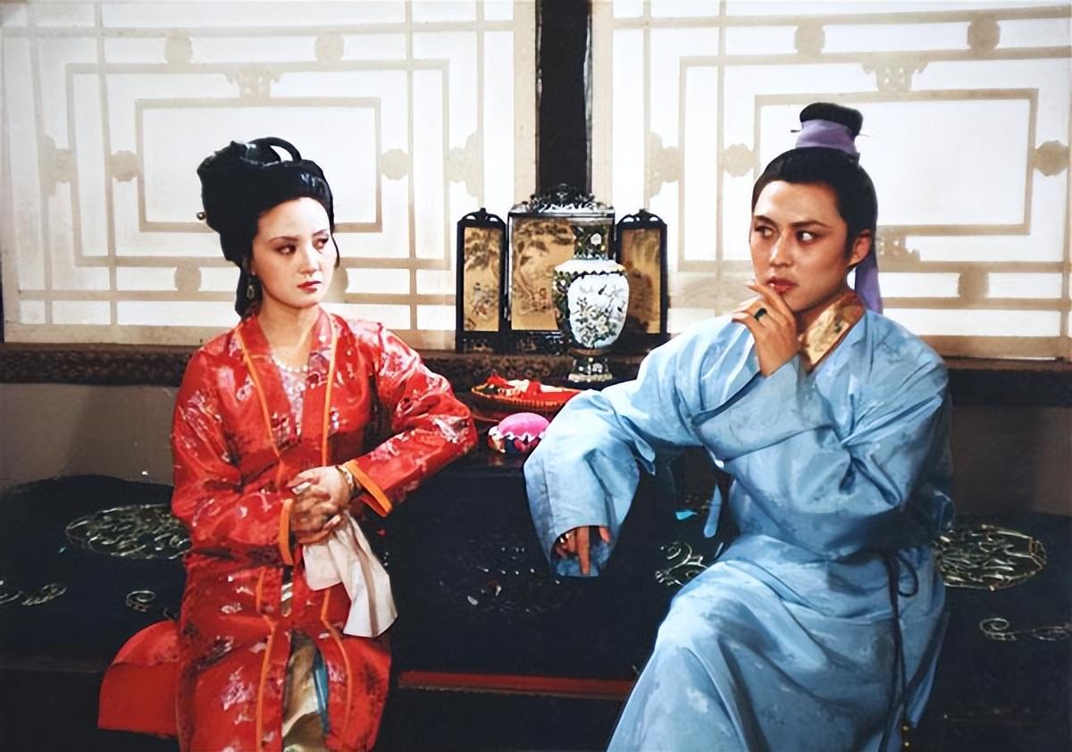 贾蓉和王熙凤是什么关系（贾蓉和王熙凤两人有没有私生活）