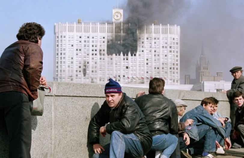 叶利钦炮打白宫（叶利钦为什么要炮轰白宫）