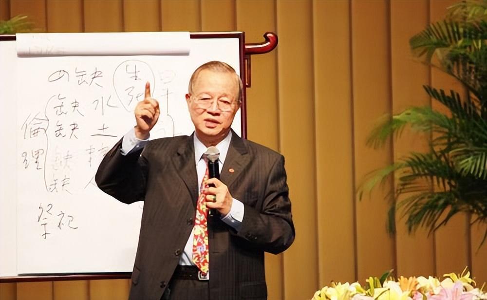 曾仕强的预言有哪些（曾仕强一切皆有定数）