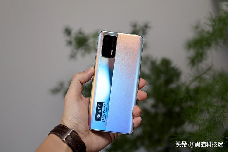 天玑1200相当于骁龙多少处理器（天玑1200怎么样）