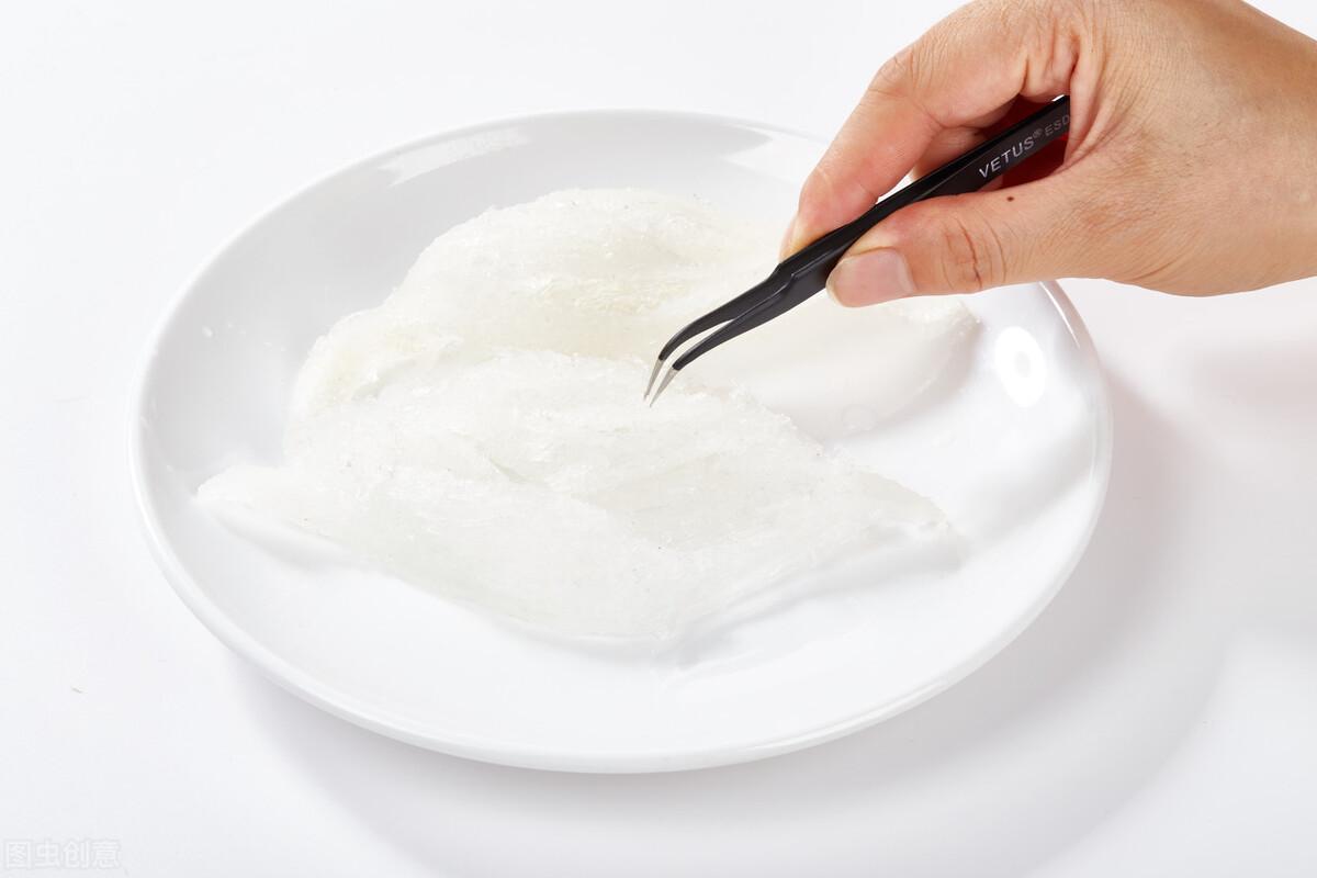 燕窝是燕子的口水吗（燕窝是燕子的口水还是燕子吃的东西）