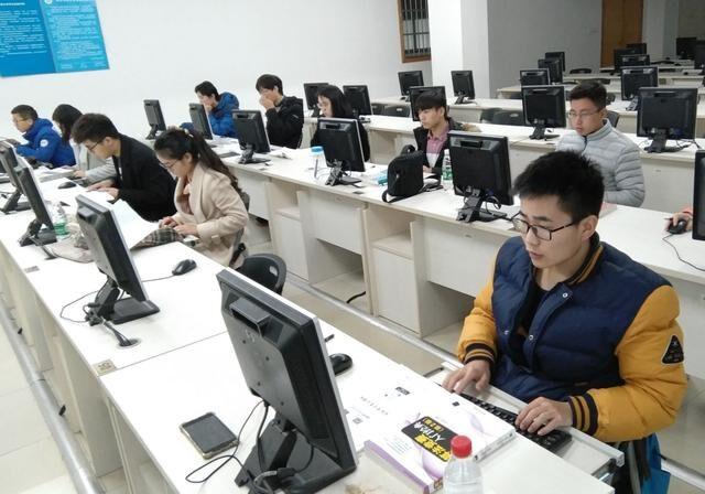 计算机考研需要考哪些科目（计算机报考科目怎么选）