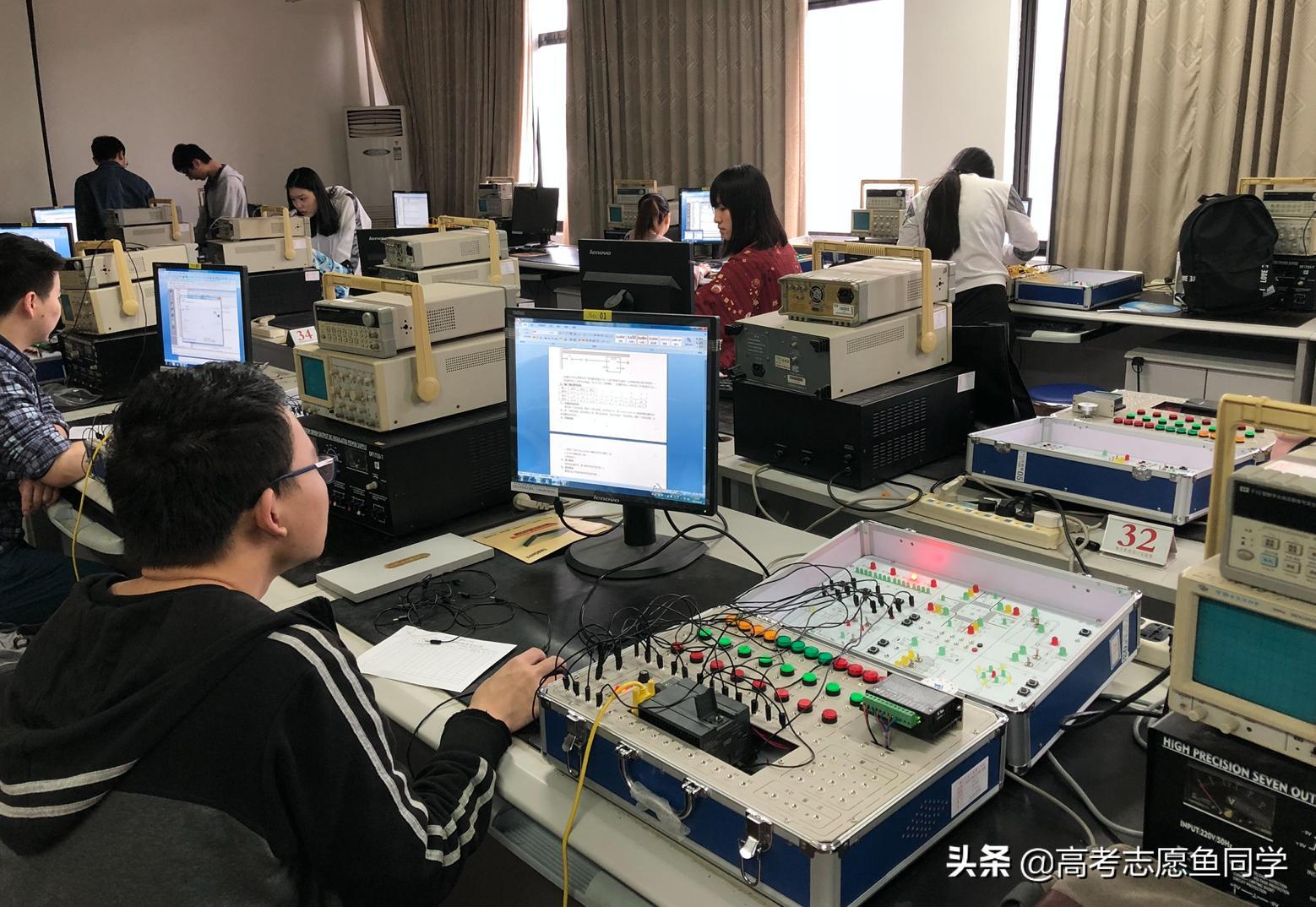计算机类哪个专业前景好（计算机中哪些专业前景好）